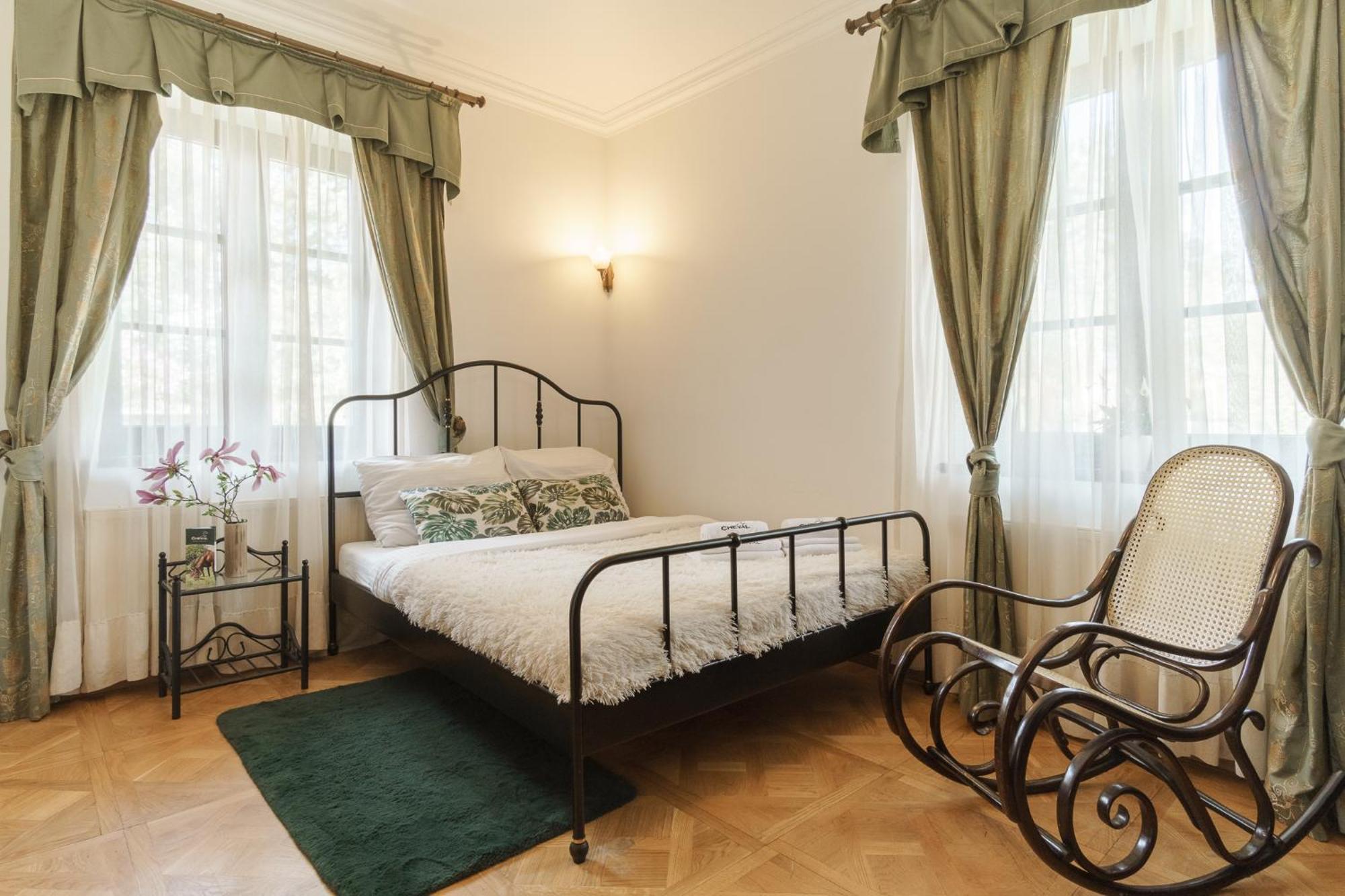 Apartamenty W Dworku Cheval Krakow Exterior photo